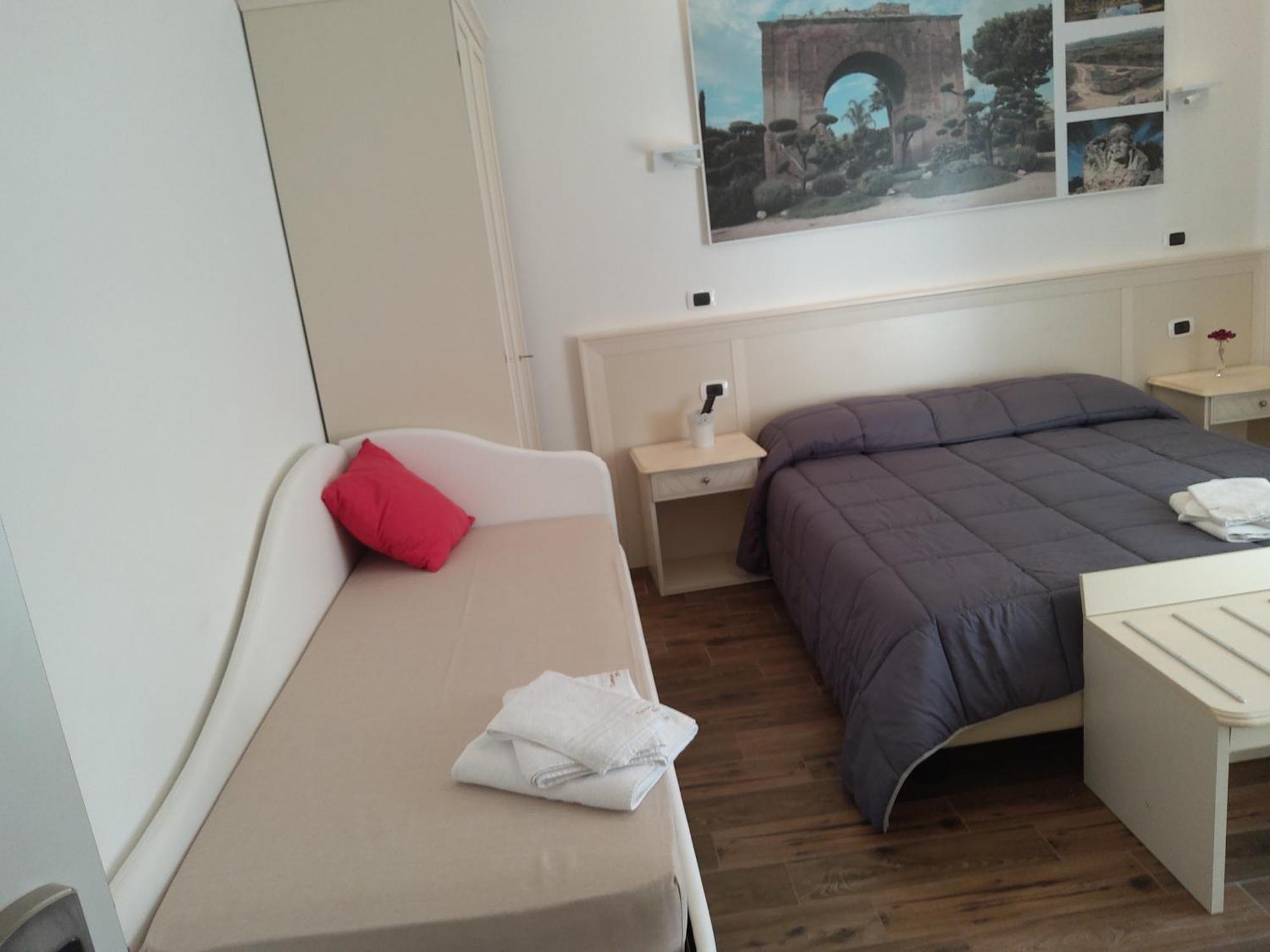 Domus Al Corso Con Servizio B&B Canosa di Puglia Εξωτερικό φωτογραφία