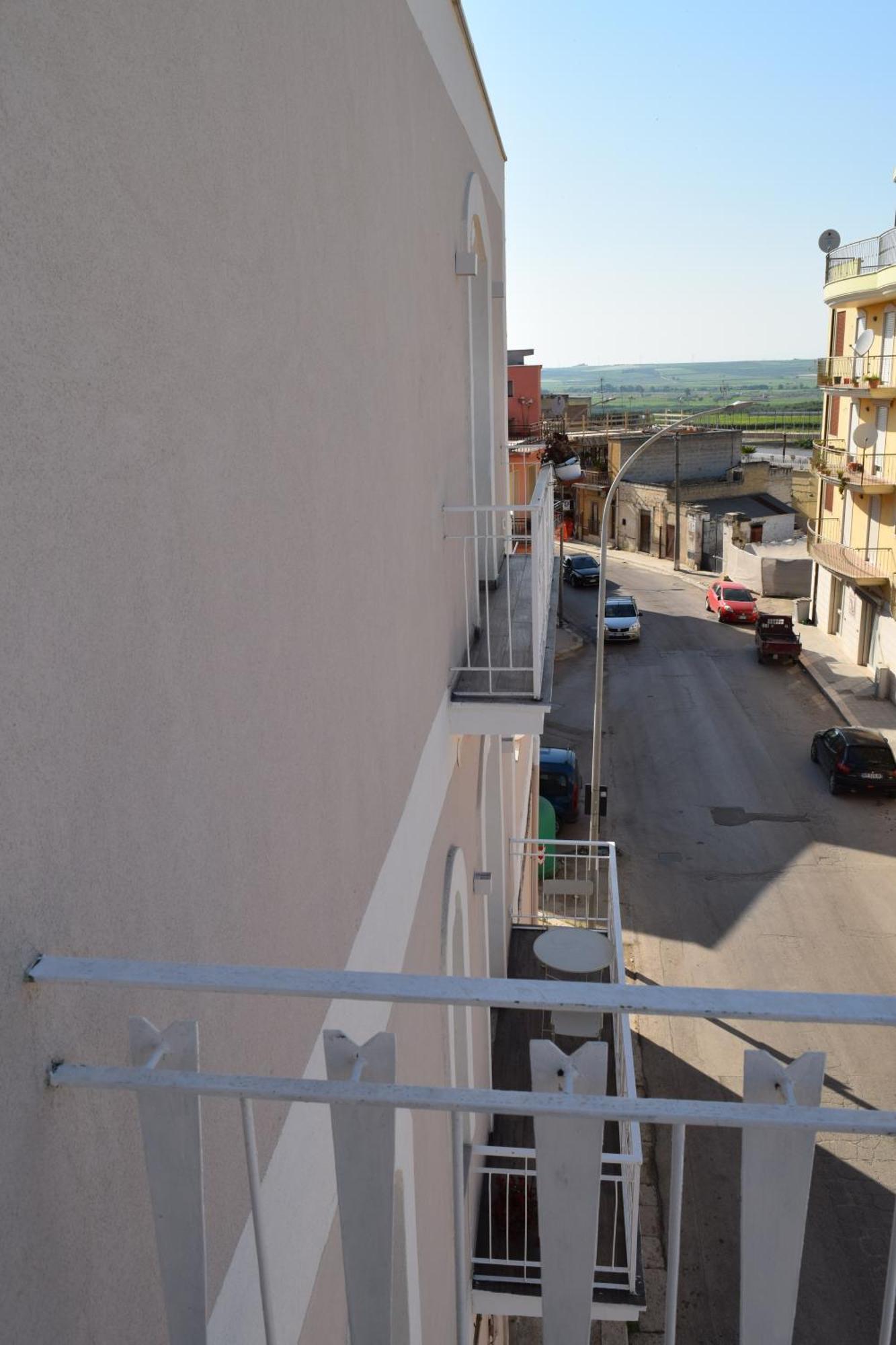 Domus Al Corso Con Servizio B&B Canosa di Puglia Εξωτερικό φωτογραφία