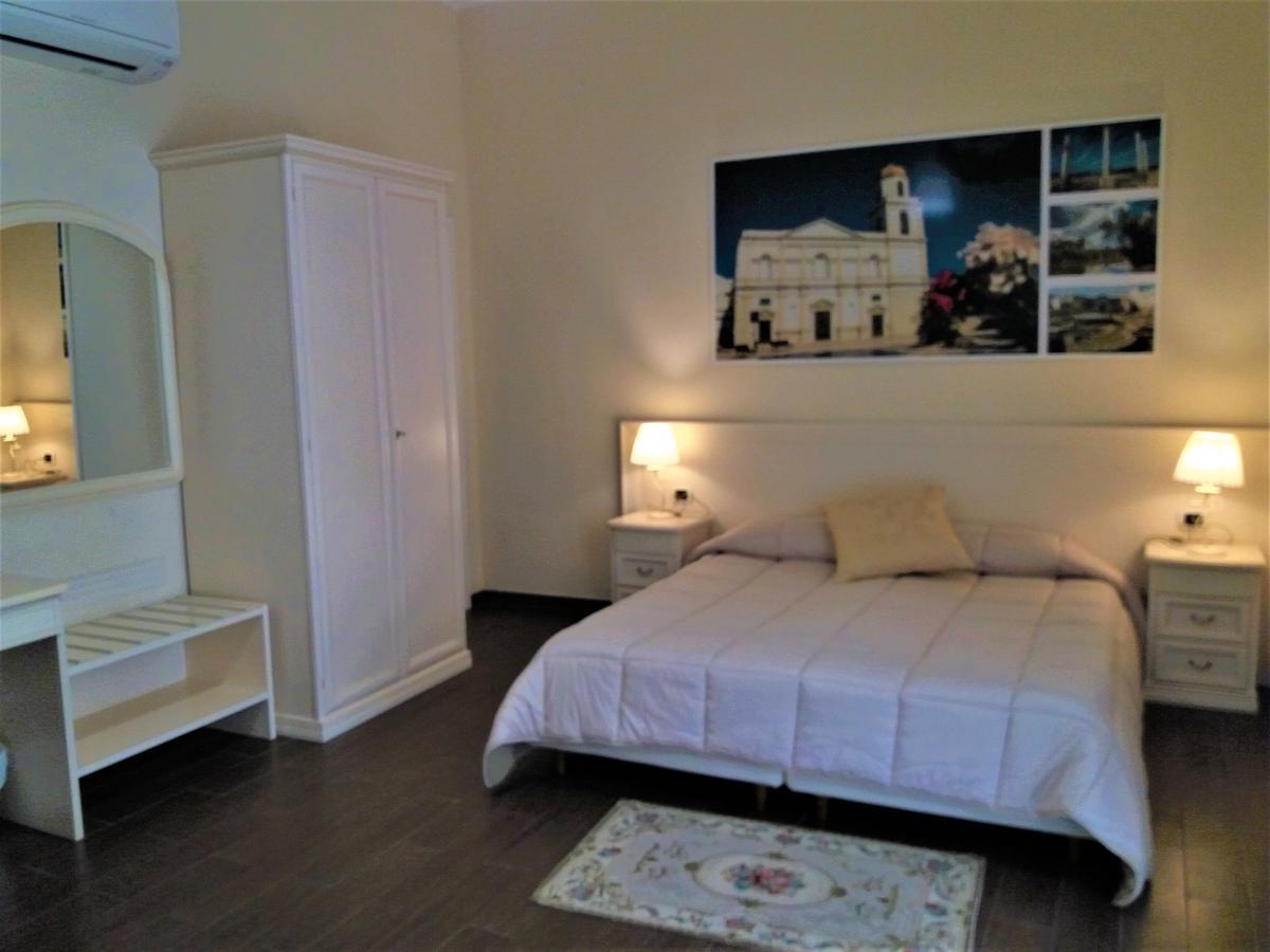 Domus Al Corso Con Servizio B&B Canosa di Puglia Εξωτερικό φωτογραφία