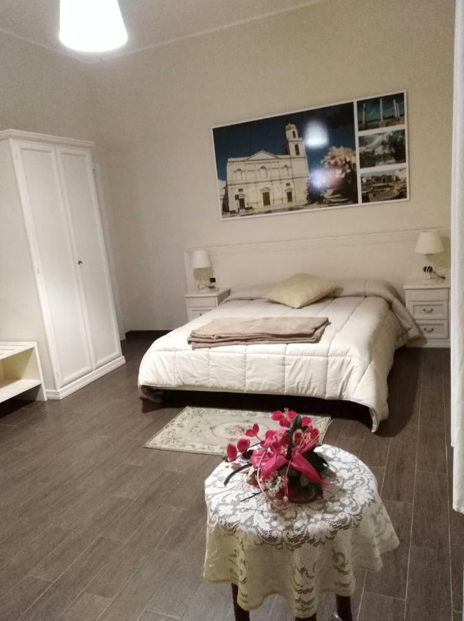 Domus Al Corso Con Servizio B&B Canosa di Puglia Εξωτερικό φωτογραφία